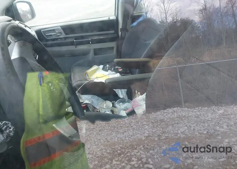 2010 Dodge Grand Caravan Sxt z USA, uszkodzony, nr VIN 2D4RN5D12AR120322